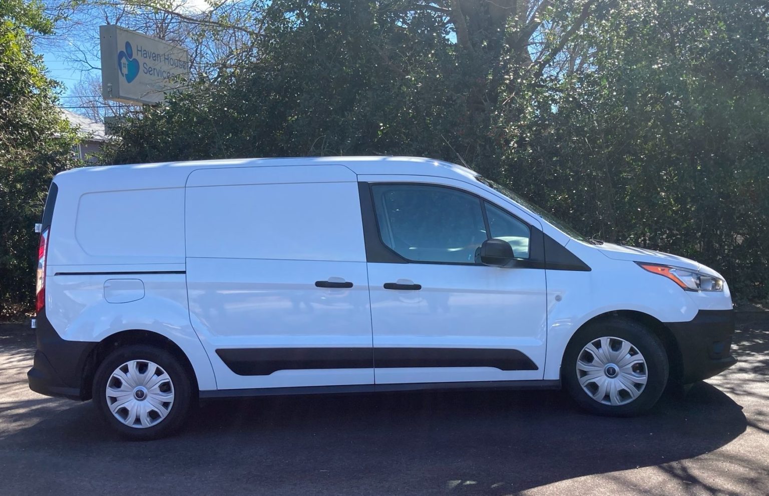 Street Outreach Receives New Outreach Van Haven House Services